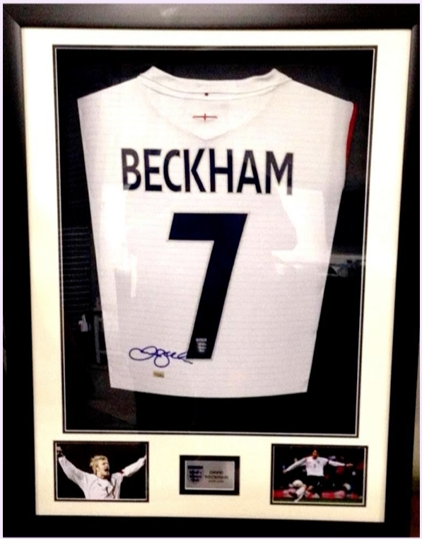 200137 200137 - David Beckham Framed & Mounted England Shirt Personally Signed
